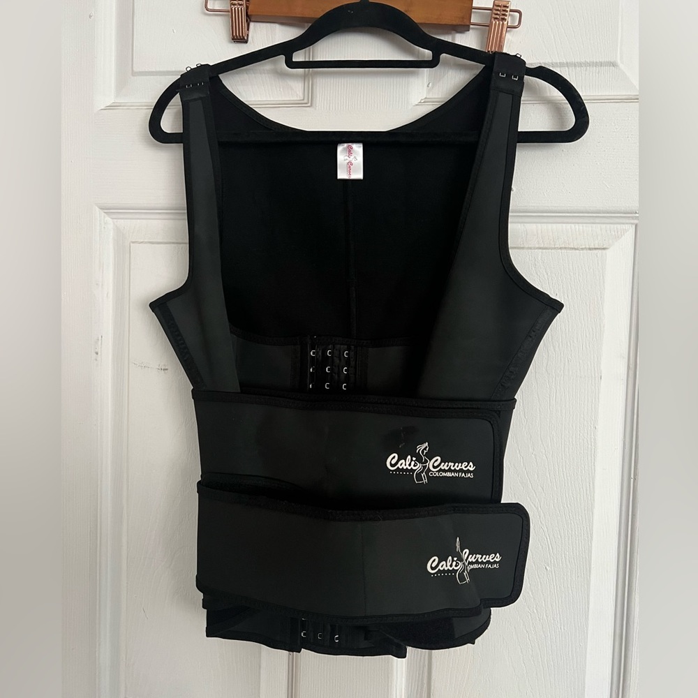 CaliCurves waist trainer